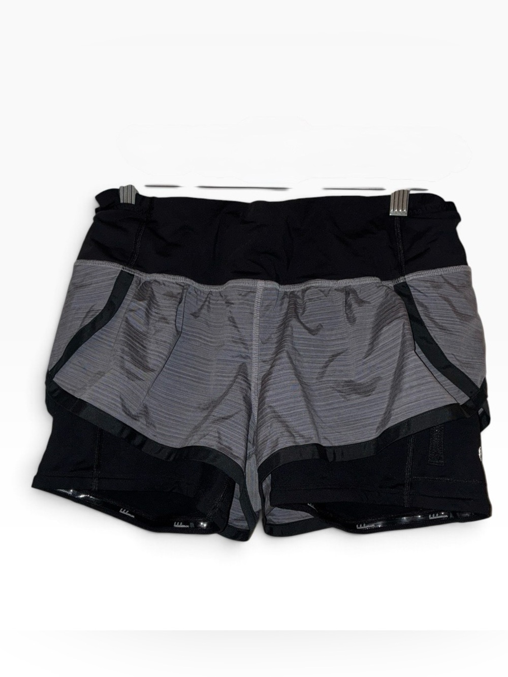 Lululemon Run: Speed Squad Short Twisted Stripe Fossil / Black. Sz 8